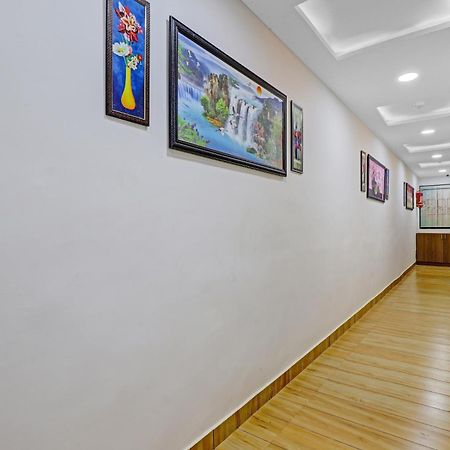 OYO 85289 Hotel Raffles Ahmedabad Eksteriør billede